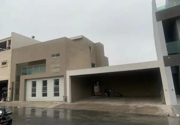 Casa en venta en Rinconada Colonial, Apodaca, Nuevo León Casa en venta en Rinconada Colonial, Apodaca, Nuevo León