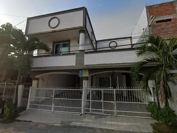 Venta de Casa en Poza Rica de Hidalgo con Amplios Espacios y Accesibilidad
