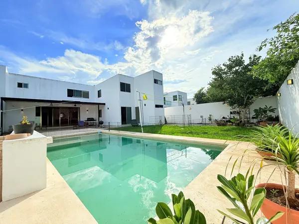 CASA EN VENTA EN SAN DIEGO CUTZ