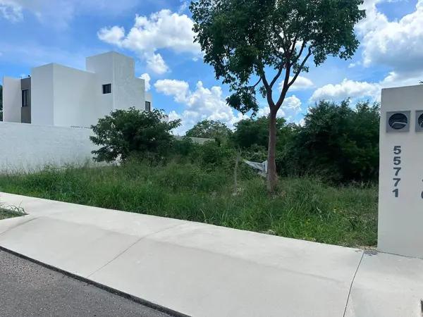 TERRENO EN VENTA EN DZITYA