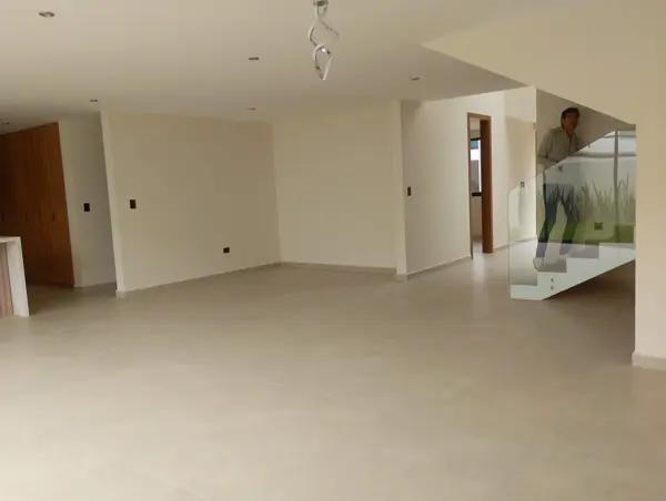 Hermosa casa para estrenar en Lomas I