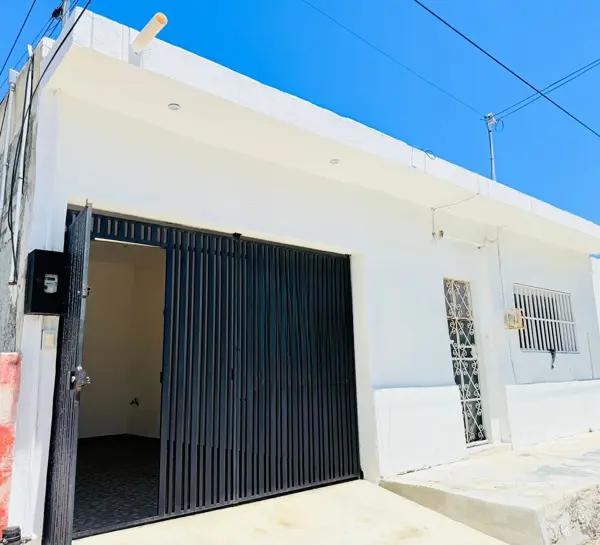 CASA EN VENTA A 60 METROS DEL MAR DE PROGRESO
