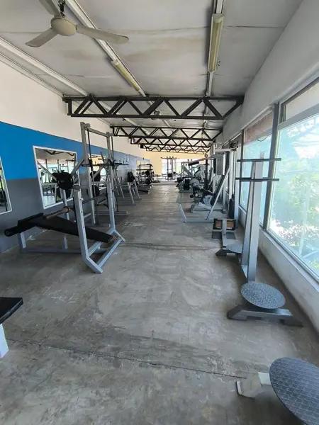 GIMNASIO EN VENTA UBICADO EN SAN VICENTE CHUBURNA