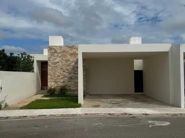VENTA DE CASA 1 PLANTA EN PRIVADA DE CONKAL I ENTREGA INMEDIATA VENTA DE CASA 1 PLANTA EN PRIVADA DE CONKAL I ENTREGA INMEDIATA