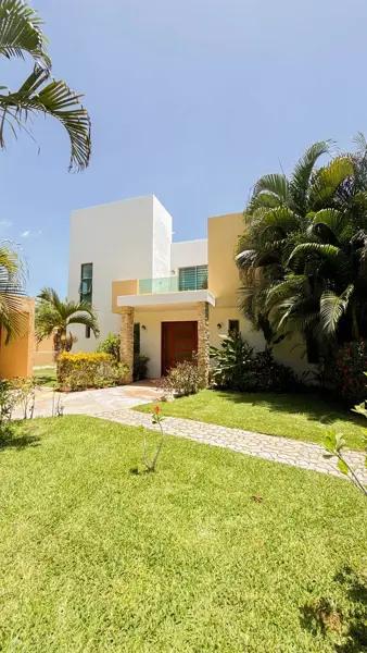 CASA EN VENTA EN DZITYA I AMPLIO TERRENO CASA EN VENTA EN DZITYA I AMPLIO TERRENO