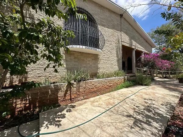 CASA EN VENTA EN CHUBURNA I AMPLIO TERRENO CASA EN VENTA EN CHUBURNA I AMPLIO TERRENO