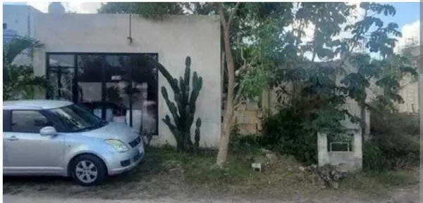 TERRENO EN XCANATUN CON CONSTRUCCIÓN
