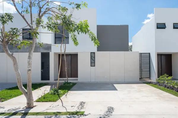 CASA EN VENTA EN RESIDENCIAL EN  CHOLUL