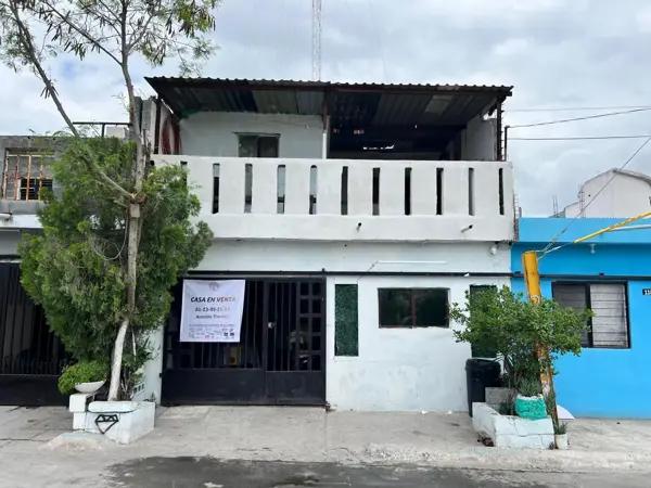 Casa en Venta en Escobedo, Nuevo León | 3 Recámaras | Frente a Parque | Patio Amplio | $1,200,000