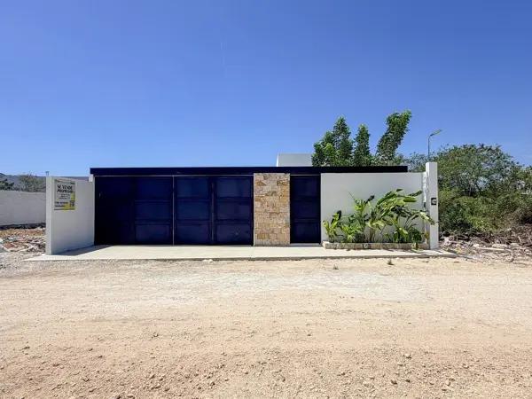 RESIDENCIA DE UNA PLANTA CON 946 M2 EN DZITYA RESIDENCIA DE UNA PLANTA CON 946 M2 EN DZITYA