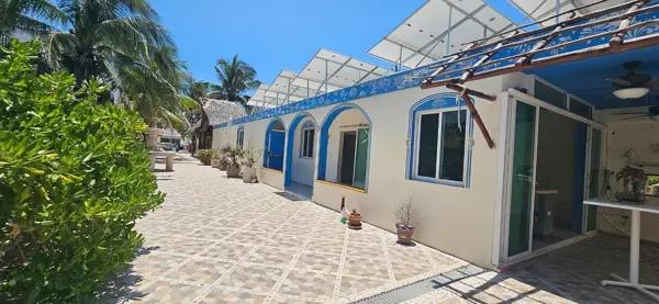 CASA EN VENTA FRENTE AL MAR DE CHELEM CASA EN VENTA FRENTE AL MAR DE CHELEM