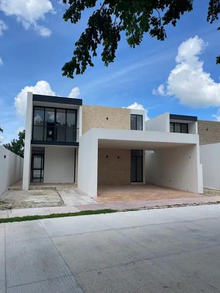 CASA EN VENTA EN PASEO NORTE | 4 RECÁMARAS