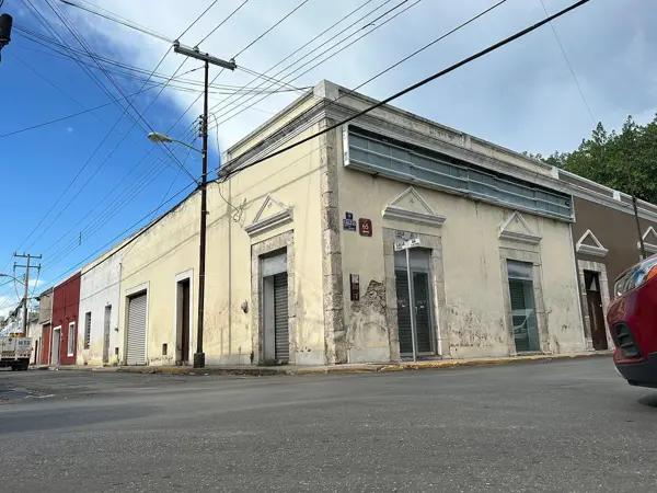 CASA EN VENTA EN EL CENTRO HISTORICO PARA REMODELAR