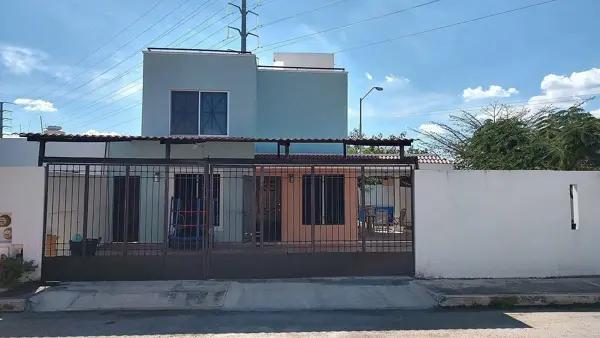 CASA EN VENTA EN ESQUINA CON ROOF TOP CASA EN VENTA EN ESQUINA CON ROOF TOP