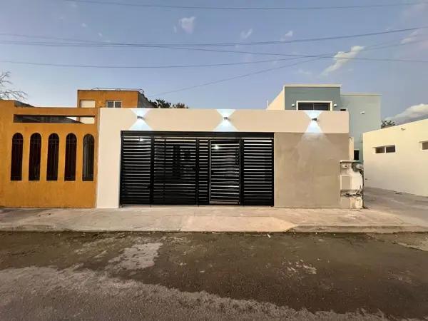 CASA EN VENTA EN CAUCEL I CON EXCELENTE UBICACIÓN CASA EN VENTA EN CAUCEL I CON EXCELENTE UBICACIÓN