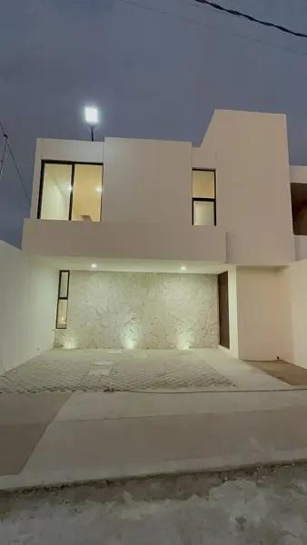 CASA EN VENTA EN EL NORTE DE MERIDA I 3 HAB