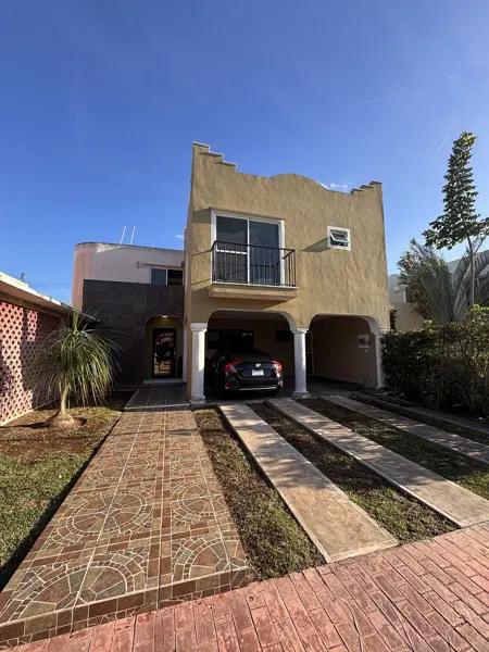 CASA EN VENTA UBICADA EN PRIVADA EN CHOLUL CASA EN VENTA UBICADA EN PRIVADA EN CHOLUL