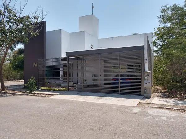 CASA EN VENTA UBICADA EN REAL MONTEJO CASA EN VENTA UBICADA EN REAL MONTEJO