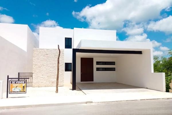 CASA EN PREVENTA EN PRIVADA EN CONKAL