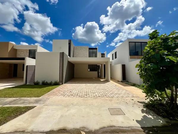 CASA EN VENTA EN PRIVADA EN CHOLUL