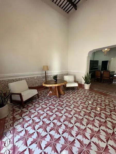 CASA EN VENTA UBICADA EN EL CENTRO DE MÉRIDA CASA EN VENTA UBICADA EN EL CENTRO DE MÉRIDA
