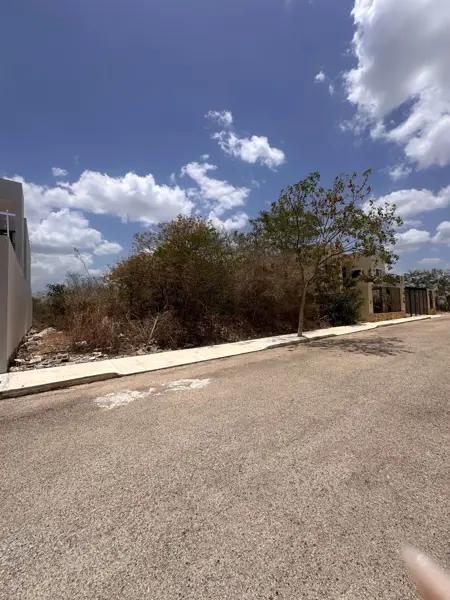 VENTA DE TERRENO EN PRADERAS DEL MAYAB