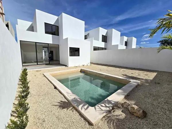 Se vende casa en Residencial Cholul de 2 plantas Se vende casa en Residencial Cholul de 2 plantas