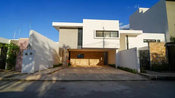 CASA EN VENTA SANTA GERTRUDIS COPÓ CON PISCINA CASA EN VENTA SANTA GERTRUDIS COPÓ CON PISCINA