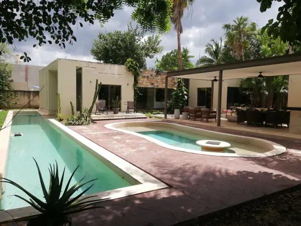 Residencia en esquina  Dzitya de 1 planta