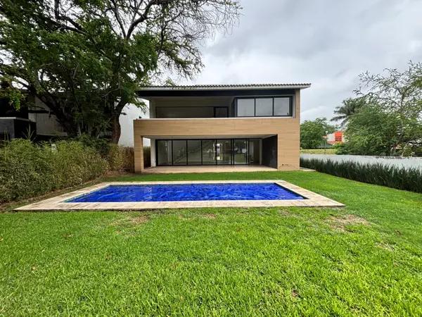 VENTA CASA FRACCIONAMIENTO PARAÍSO COUNTRY CLUB, MORELOS. VENTA CASA FRACCIONAMIENTO PARAÍSO COUNTRY CLUB, MORELOS.