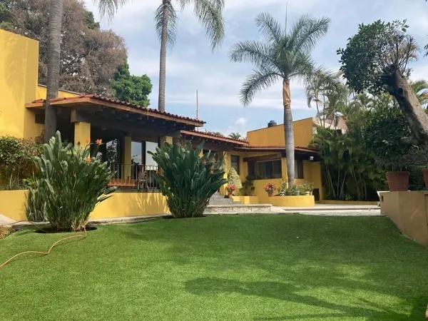 CASA EN LOS VOLCANES