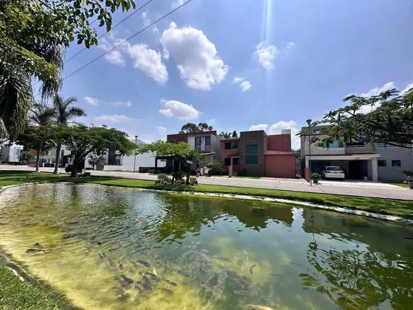 Casa en Fracc. Pavorreal, José G. Parres | Alberca, Jacuzzi, Paneles Solares Más Áreas Comunes