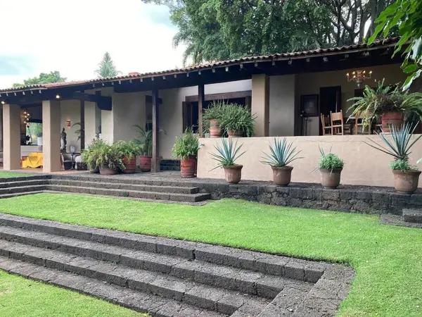 Residencia Tipo Hacienda en Los Limoneros | Vista al Valle y Al Tepozteco Zona Norte De Cuernavaca Residencia Tipo Hacienda en Los Limoneros | Vista al Valle y Al Tepozteco Zona Norte De Cuernavaca