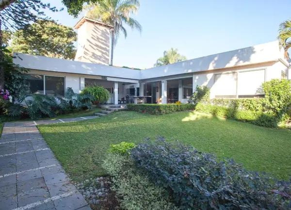 CASA EN JARDINES DE CUERNAVACA