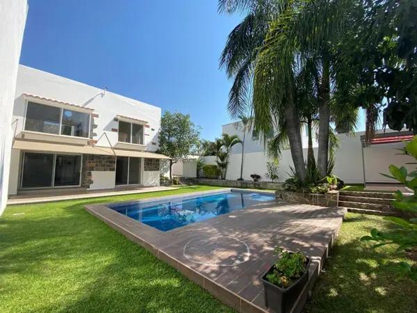 CASA EN MASCAREÑO