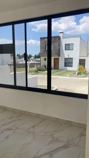 Residencia de 2 Niveles en La Vitela