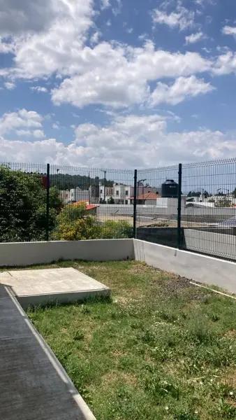 Tu Hogar Ideal en Pátzcuaro: Residencia de 2 Niveles con Conectividad Premium