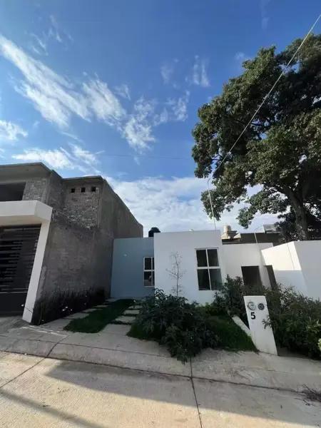 Casa en Venta en Fraccionamiento de Bosques de Pátzcuaro, Michoacán - Excelente Ubicación