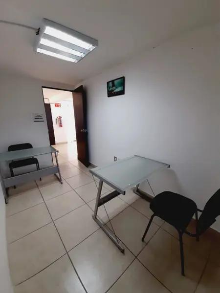 Oficina en renta en Agua Azul con servicios incluidos