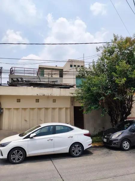 PRECIOSA CASA SOLA EXCELENTE UBICACIÓN