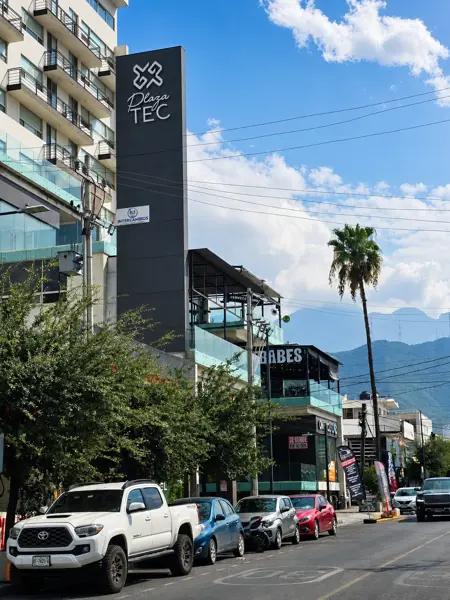Local en renta en Plaza Tec