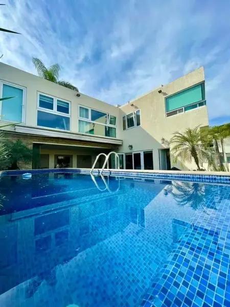 Casa en Palmira | Residencia Renovada en Condominio con Seguridad y Paneles Solares