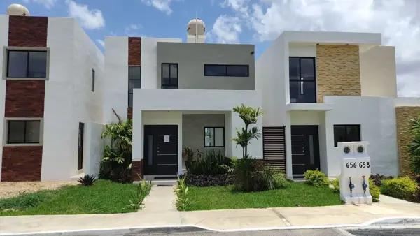 | Casa en Venta en Residencial Puerta de Piedra |