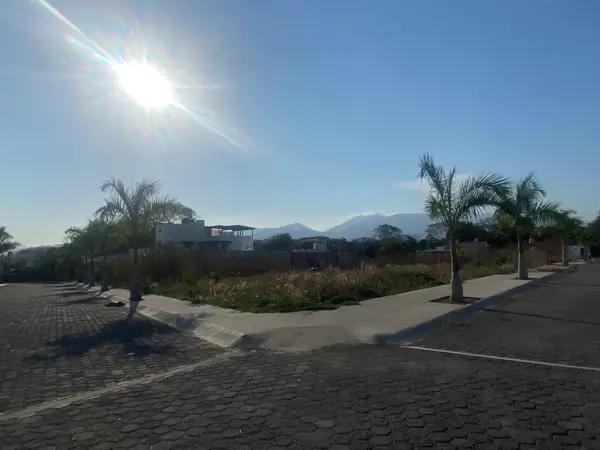 Terreno en venta en Ex-Hacienda de Nogueras Residencial, Comala, Colima