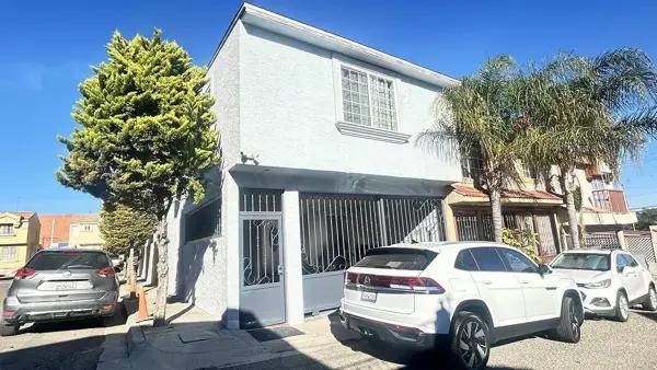 Casa en venta en Villa Residencial Santa Fe 3ra. Sección, Tijuana, Baja California