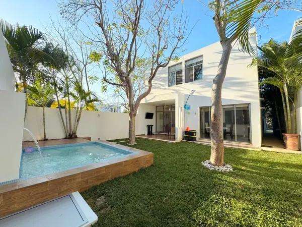 Casa en Venta en Parque Central Mérida, Yucatán - Espacios Amplios