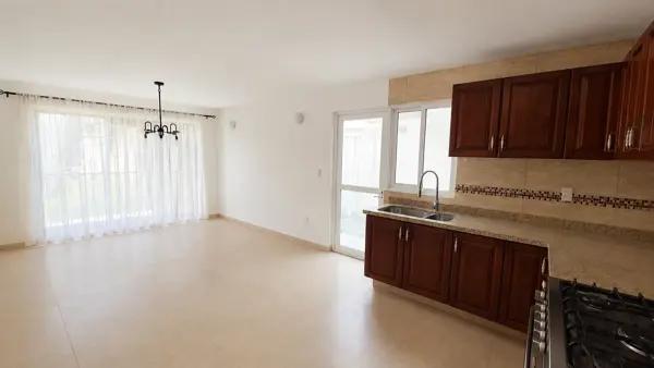 CASA EN LA GIRALDA, IRAPUATO