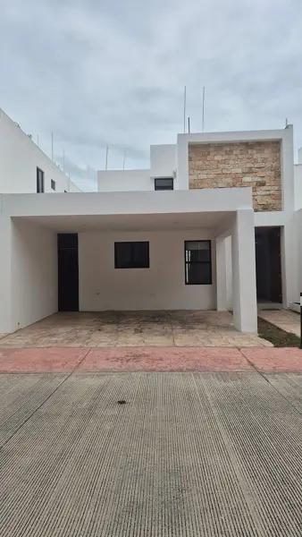Casa en renta privada Fontana en Santa Getrudis Copo en Mérida Yucatán
