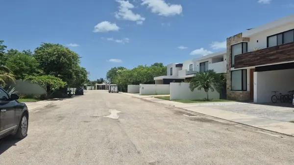 Terreno en venta Komchen privada La Rejoyada Mérida Yucatán Terreno en venta Komchen privada La Rejoyada Mérida Yucatán