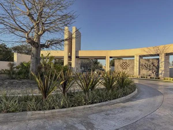 Terrenos Residenciales en Venta en Antigua – Zona Country Norte de Mérida Terrenos Residenciales en Venta en Antigua – Zona Country Norte de Mérida